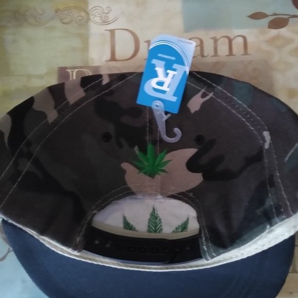 High Life-420 - Picture 2 of 3